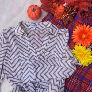 Express Portofino White and Gray Chevron Blouse M